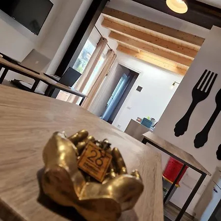 ベッド・アンド・ブレックファスト Bb 26 4*